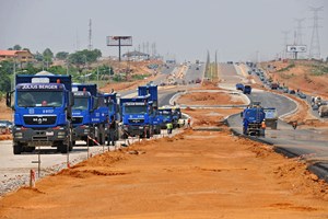 pep.digital GmbH Proyecto - Gestión de flotas basada en IoT en Julius Berger