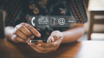 elanyo GmbH Proyecto - Plataforma de interacción con clientes del líder del mercado de compras tax free