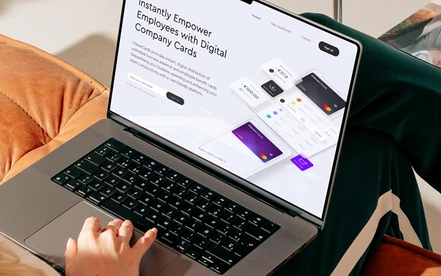 Dinghy GmbH Proyecto - Rediseño de la web y actualización de marca