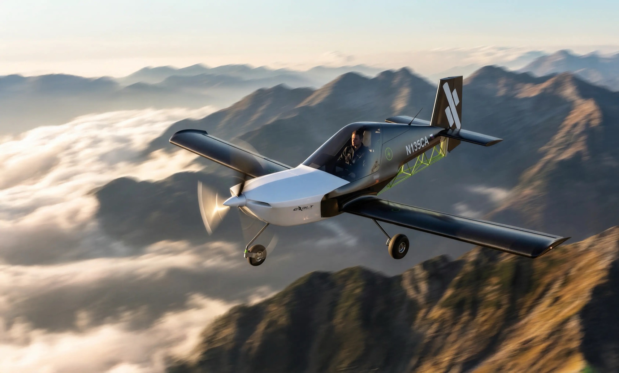 Avión deportivo ligero eXalt SOLO